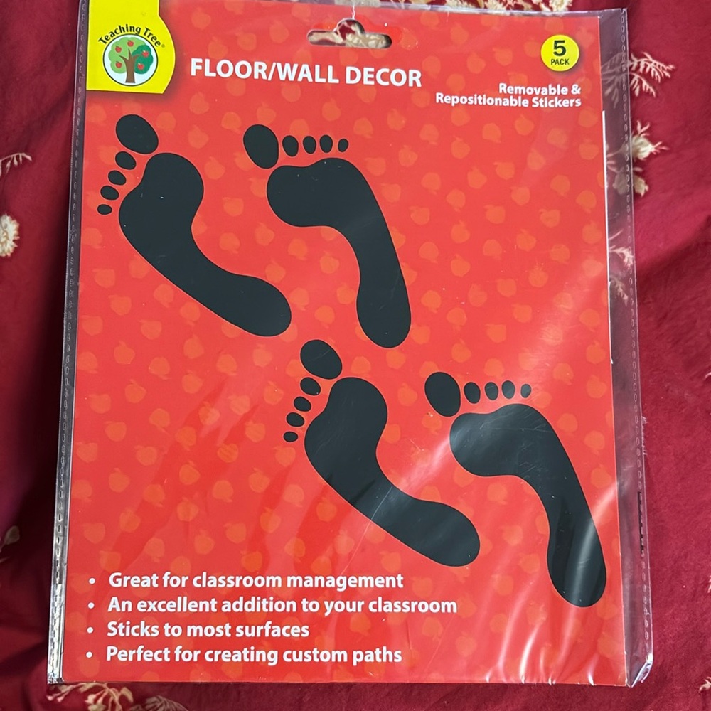 ~Teaching Tree~ Feet Repositionable Stickers for Floor/Wall Decor
